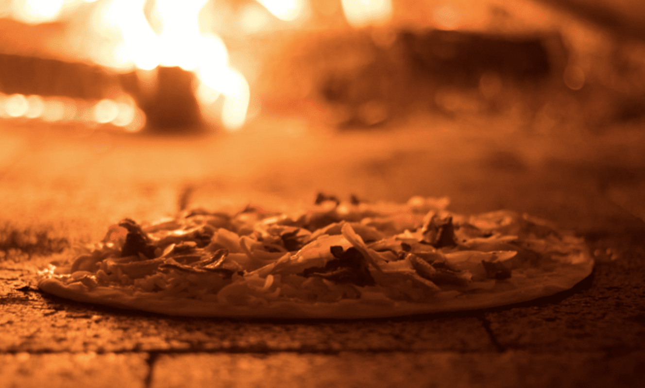 Wood-fired pizza at Barnyard Pizza