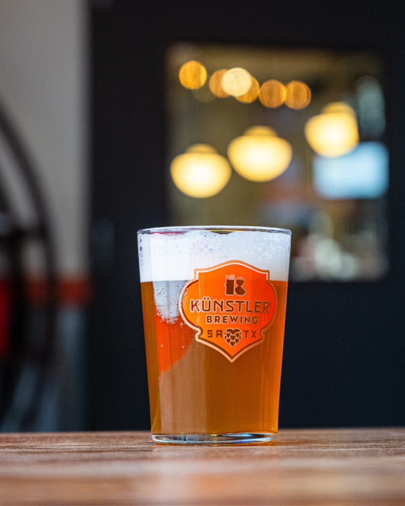 Künstler Brewing Pint